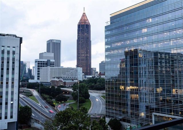 115 W Peachtree Place NW 501, Atlanta, GA 30313