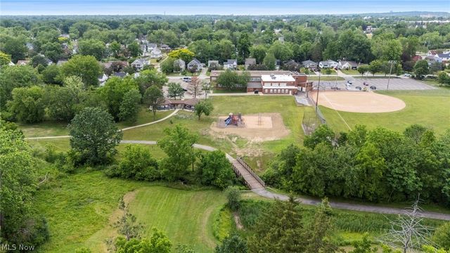 471 Lamson Avenue, Bedford, OH 44146