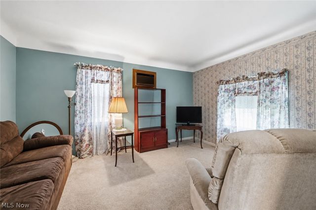 471 Lamson Avenue, Bedford, OH 44146