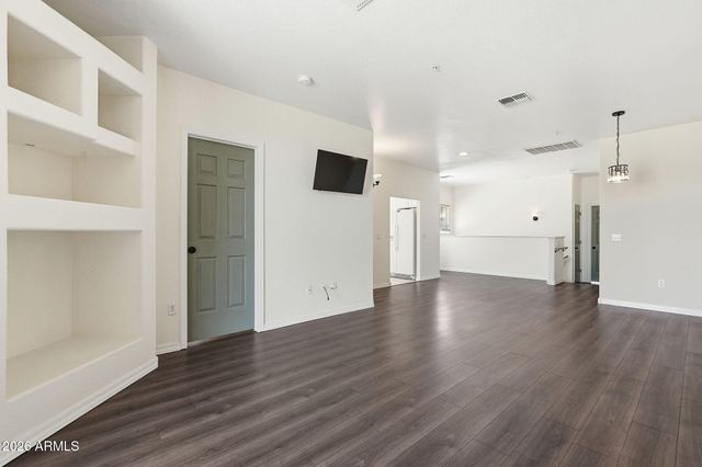 6535 E SUPERSTITION SPRINGS Boulevard 221, Mesa, AZ 85206