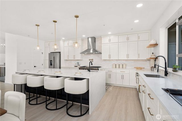 17003 SE 14th Lane, Bellevue, WA 98008
