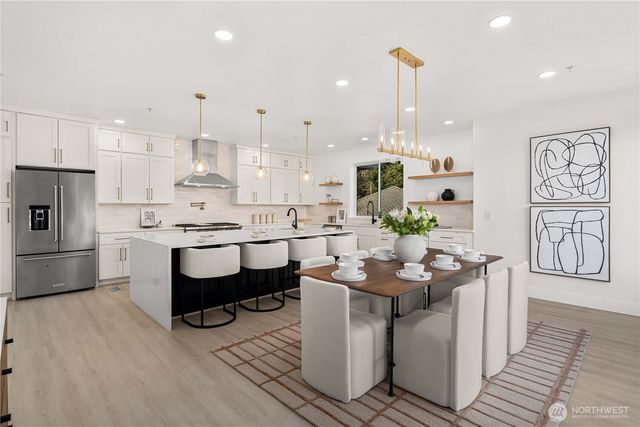 17003 SE 14th Lane, Bellevue, WA 98008