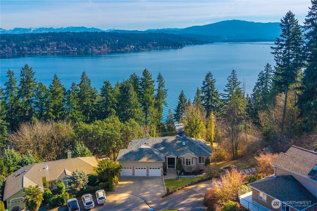 17003 SE 14th Lane, Bellevue, WA 98008
