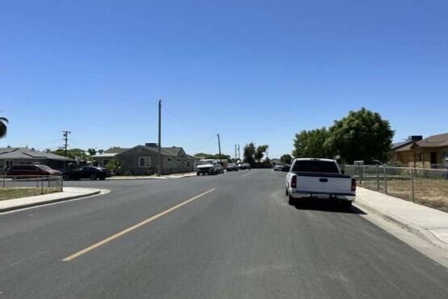 670 Grant Street, Hanford, CA 93230