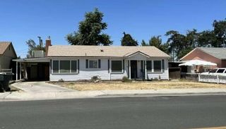 670 Grant Street, Hanford, CA 93230