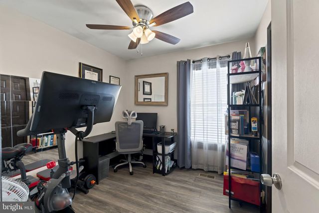 133 ARBOR MEADOW DR, Sicklerville, NJ 08081