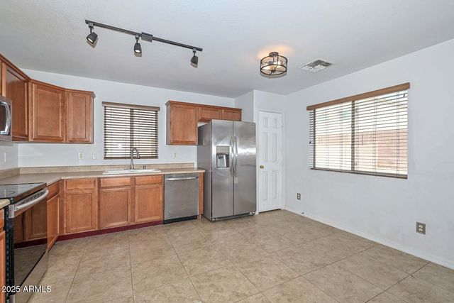 11460 W Eden McKenzie Drive, Surprise, AZ 85378