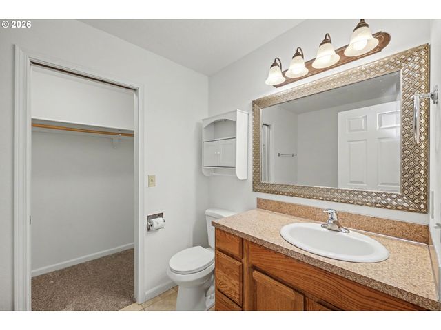 88081 9TH St, Veneta, OR 97487