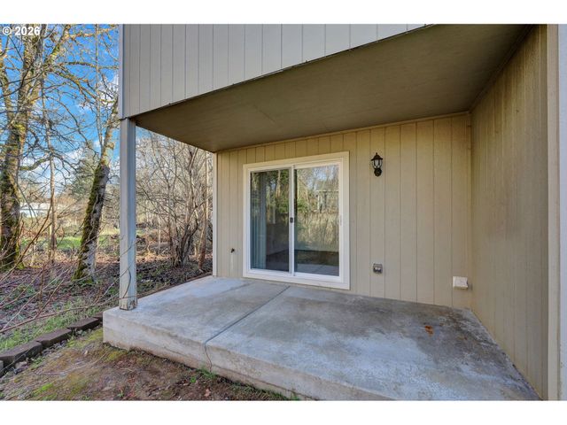 88081 9TH St, Veneta, OR 97487