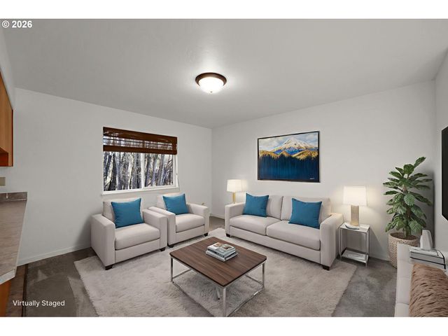 88081 9TH St, Veneta, OR 97487