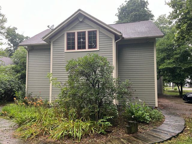 136 E South Street, Athens, MI 49011