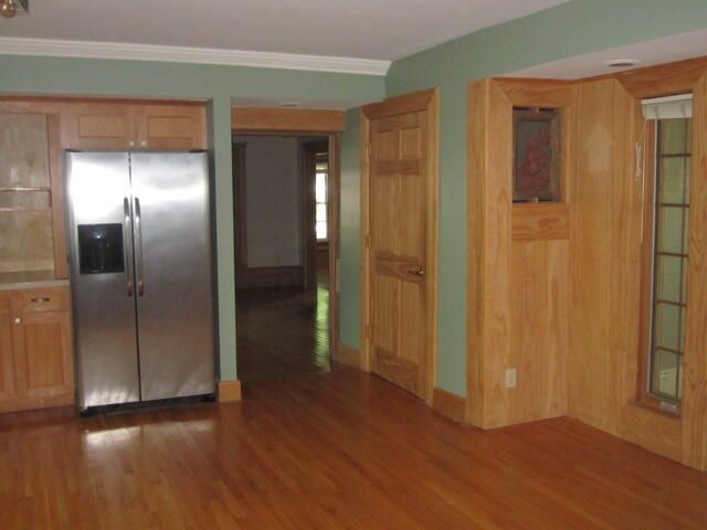 136 E South Street, Athens, MI 49011