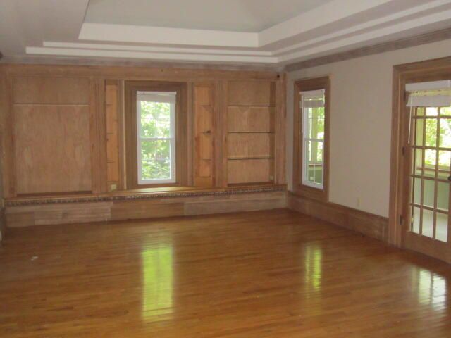 136 E South Street, Athens, MI 49011