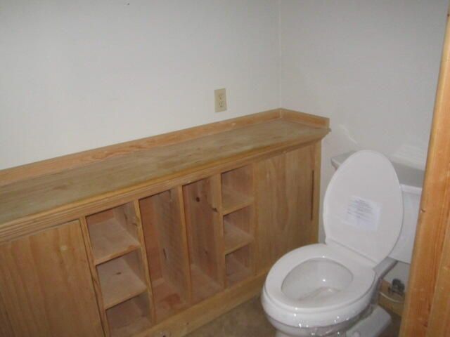 136 E South Street, Athens, MI 49011