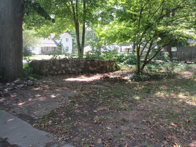 136 E South Street, Athens, MI 49011