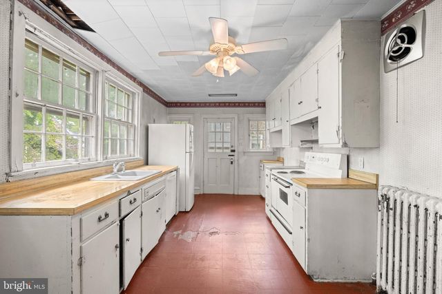 379 MONTGOMERY AVE, Wynnewood, PA 19096