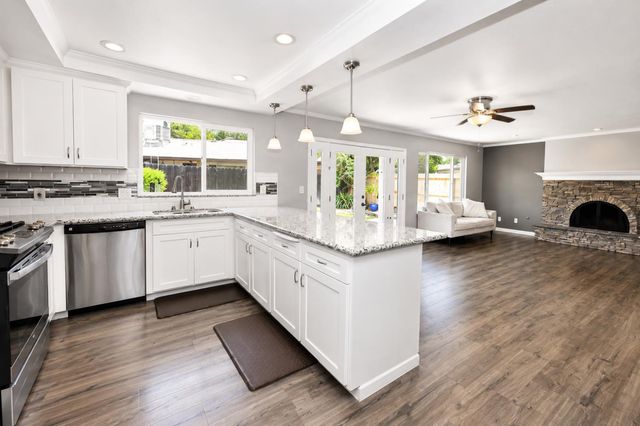 435 Bliss Avenue, Clovis, CA 93611