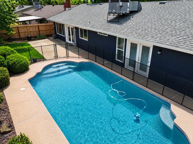 435 Bliss Avenue, Clovis, CA 93611