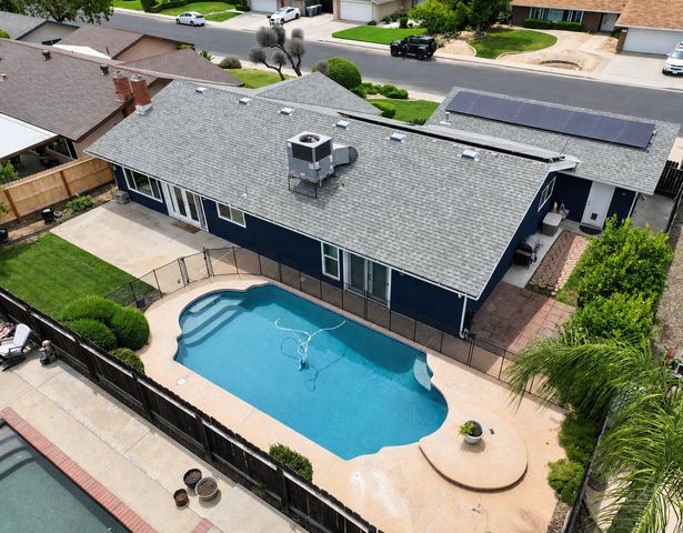 435 Bliss Avenue, Clovis, CA 93611