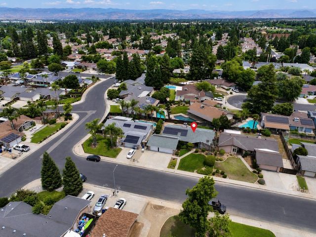 435 Bliss Avenue, Clovis, CA 93611