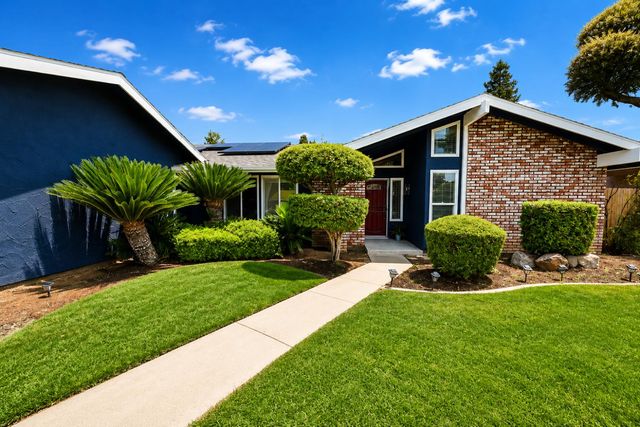 435 Bliss Avenue, Clovis, CA 93611