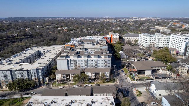 1100 W 25th ST 101, Austin, TX 78705