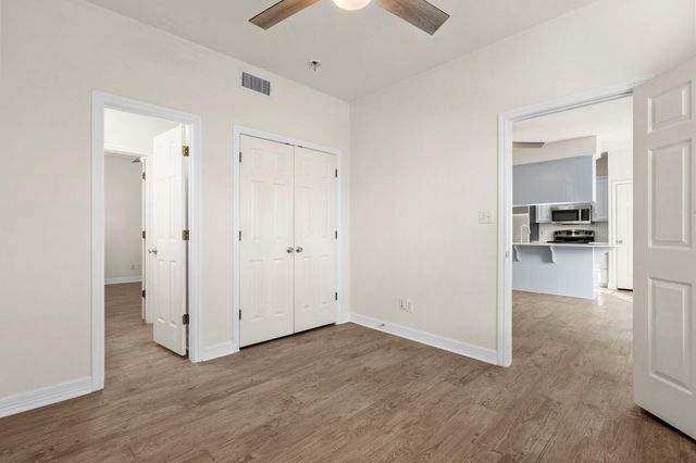 1100 W 25th ST 101, Austin, TX 78705