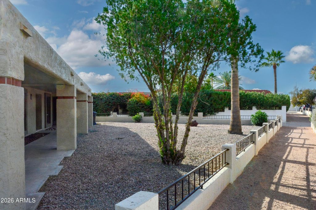2529 N DORAL Circle, Mesa, AZ 85215 — photo 5