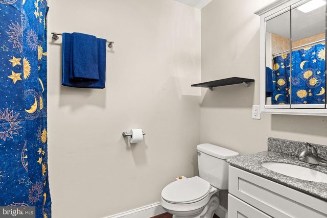 230 W STRAWBERRY ST, Lancaster, PA 17603