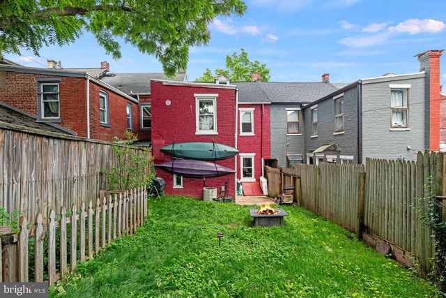 230 W STRAWBERRY ST, Lancaster, PA 17603