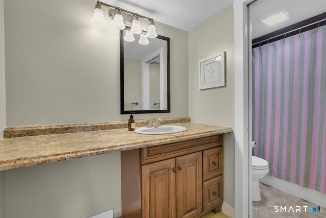 17 Brookwood Drive B, Rocky Hill, CT 06067