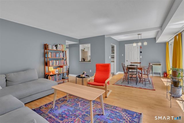 17 Brookwood Drive B, Rocky Hill, CT 06067