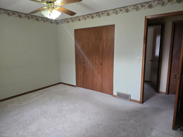 1903 Willow Avenue, Worthington, MN 56187