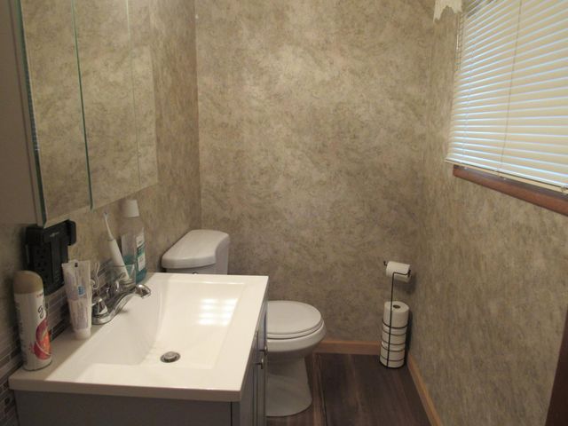 1903 Willow Avenue, Worthington, MN 56187