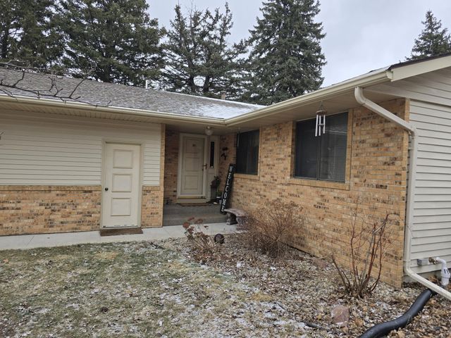 1903 Willow Avenue, Worthington, MN 56187