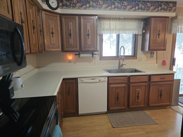 1903 Willow Avenue, Worthington, MN 56187