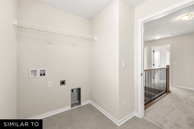 1009 Shady Lane Drive, Norwalk, IA 50211