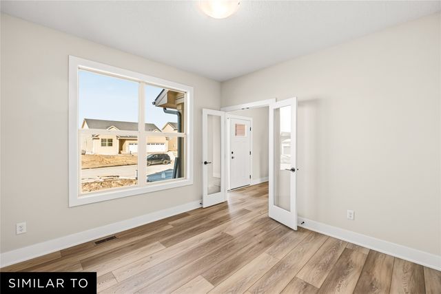 1009 Shady Lane Drive, Norwalk, IA 50211