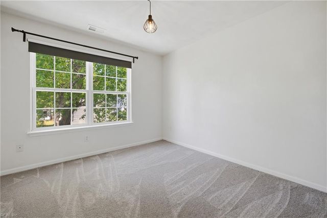 6354 Trafalgar Ct, Norfolk, VA 23513