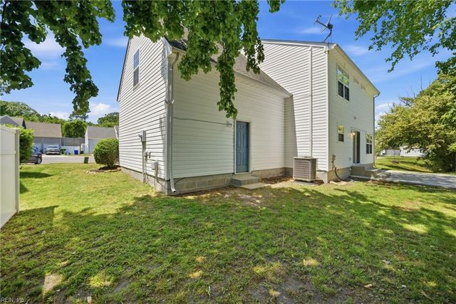 6354 Trafalgar Ct, Norfolk, VA 23513