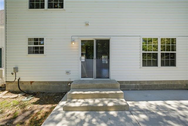 6354 Trafalgar Ct, Norfolk, VA 23513