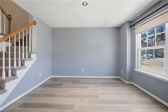 6354 Trafalgar Ct, Norfolk, VA 23513