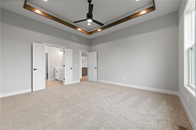 1608 SW Arbor Park Drive, Lee's Summit, MO 64082