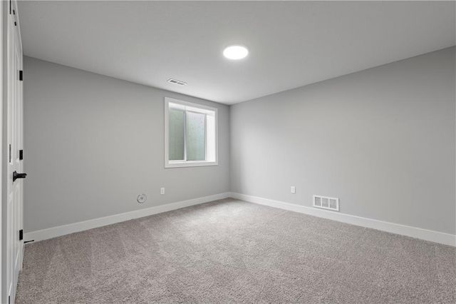 1608 SW Arbor Park Drive, Lee's Summit, MO 64082