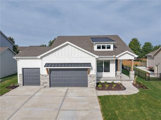 1608 SW Arbor Park Drive, Lee's Summit, MO 64082