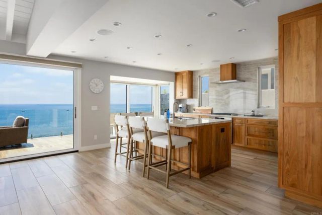 5570 Calumet Avenue, La Jolla, CA 92037