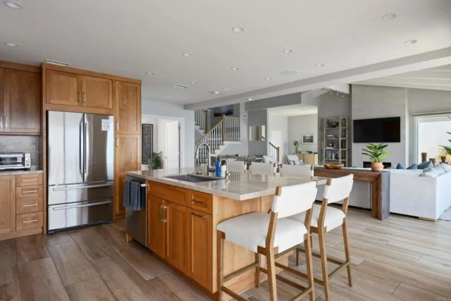 5570 Calumet Avenue, La Jolla, CA 92037