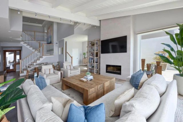 5570 Calumet Avenue, La Jolla, CA 92037