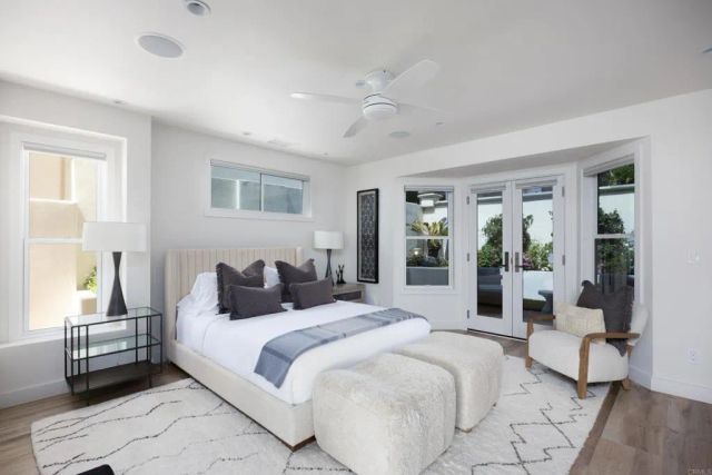 5570 Calumet Avenue, La Jolla, CA 92037