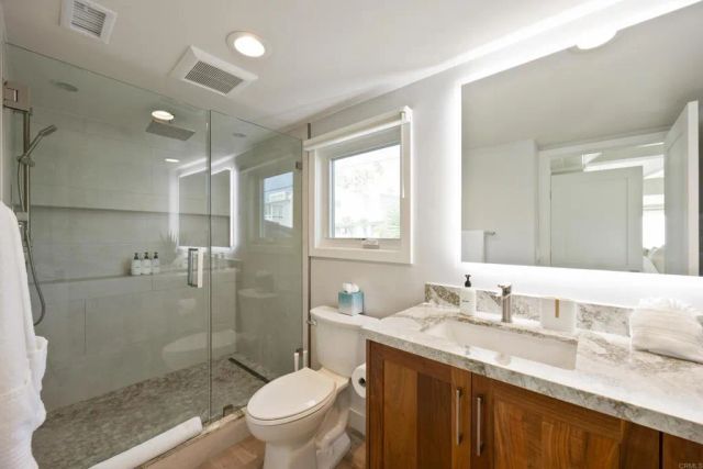 5570 Calumet Avenue, La Jolla, CA 92037